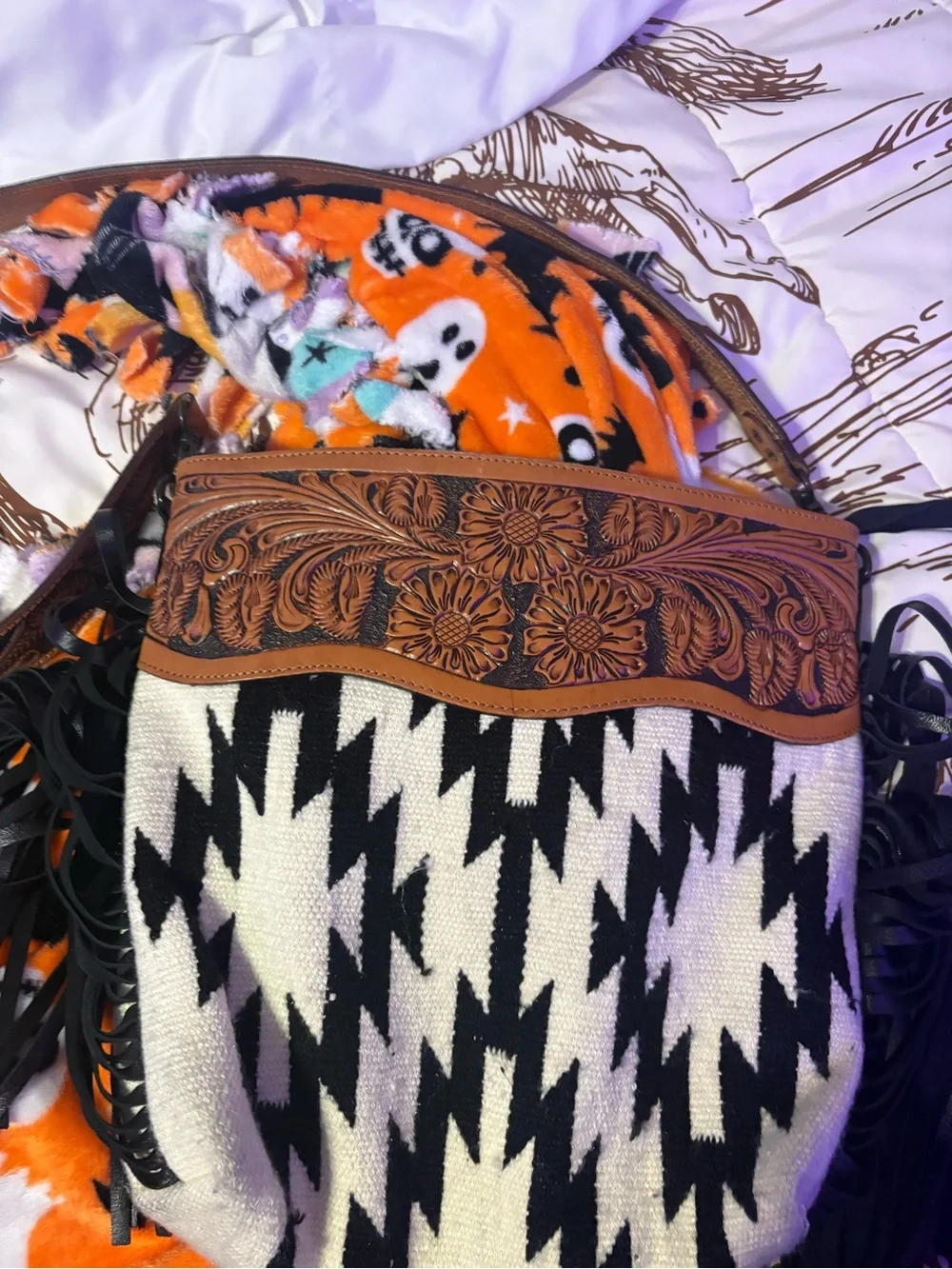 American Darling Boho Fringe Concealed Carry Purse Gently Preloved Black/White